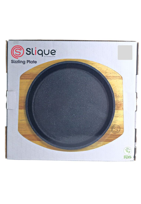 Slique Round Sizzling Plate 24cm with Wood Base 28 x 2 x 20cm